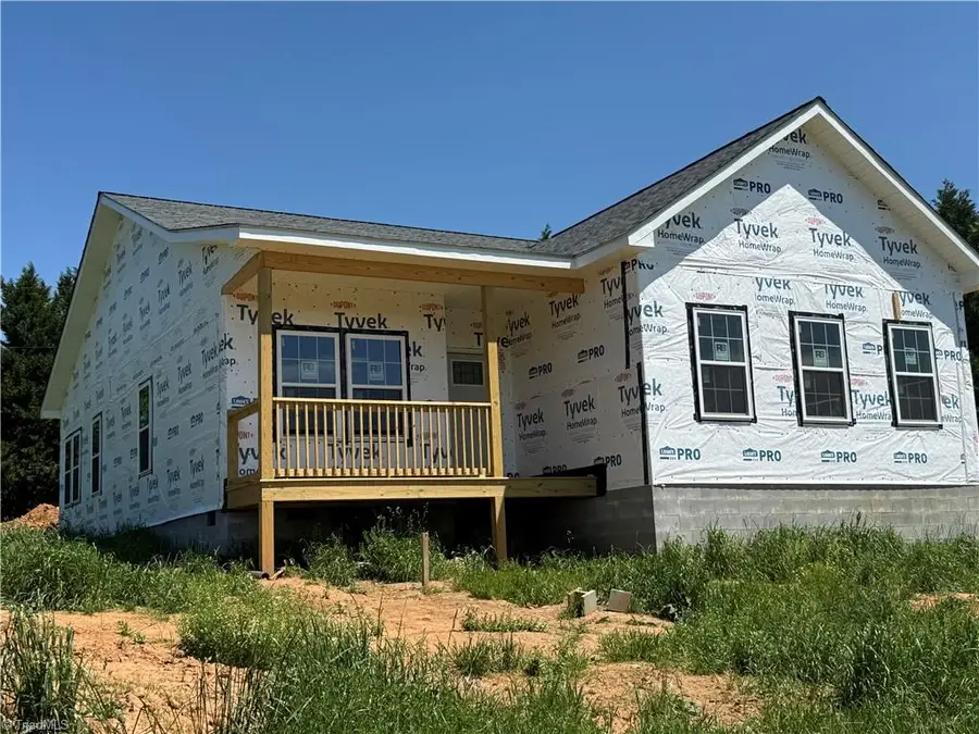 31 River Chase Drive, Traphill, NC 28685 - Image #3