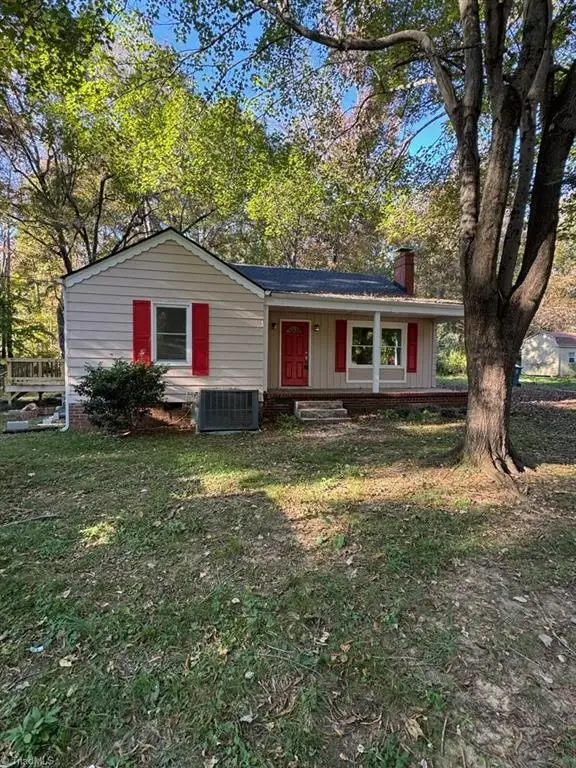 3507 Mcknight Mill Road, Greensboro, NC 27405 - Image #1