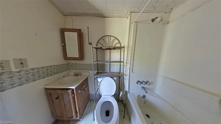 504 Linwood Road, Lexington, NC 27292 - Image #2