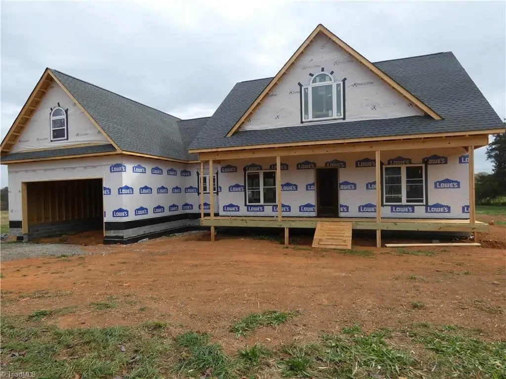 1622 Country Club Road, Yadkinville, NC 27055 - Image #1