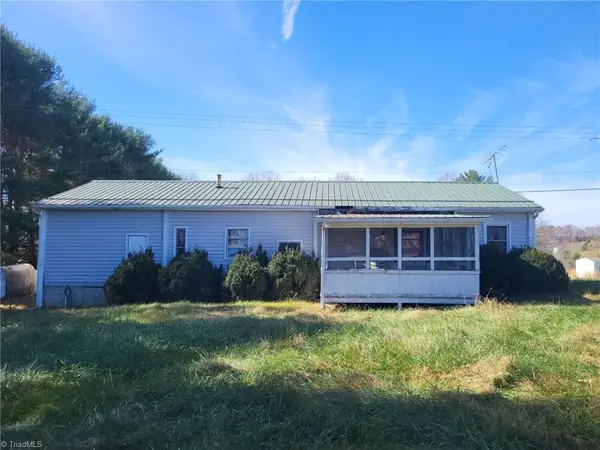 3325 Sylvatus Highway, Hillsville, VA 24343