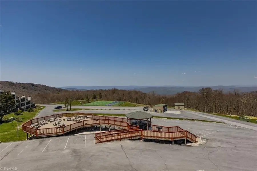 301 Pinnacle Inn Road #4313, Beech Mountain, NC 28604 - Image #2