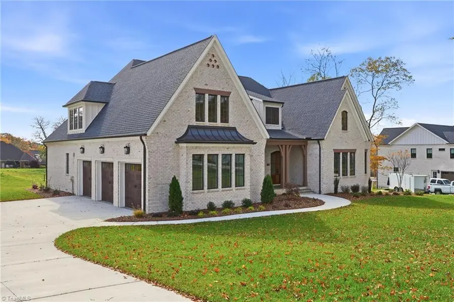 7920 Valley View Drive, Clemmons, NC 27012 - Image #2