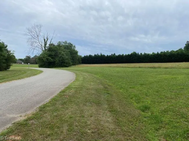 4524 W Millstone Drive, Burlington, NC 27215 - Image #3