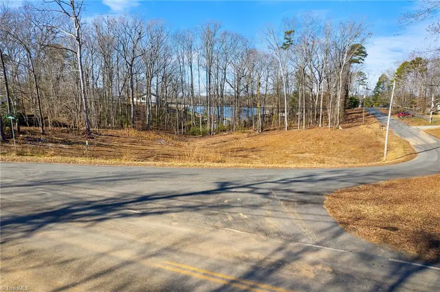 111 Waterway Drive, Lexington, NC 27292 - Image #2