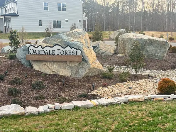 104 Oakdale Forest Lane #Lot 13, Jamestown, NC 27282