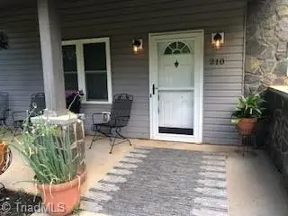 210 Gunters Hill Road, Boomer, NC 28606