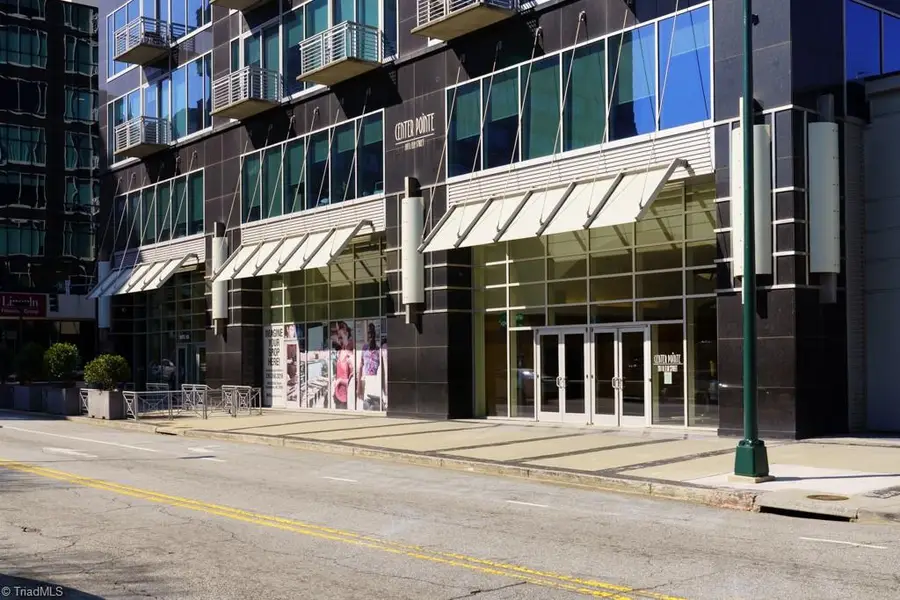 201 N Elm Street #1403, Greensboro, NC 27401 - Image #2