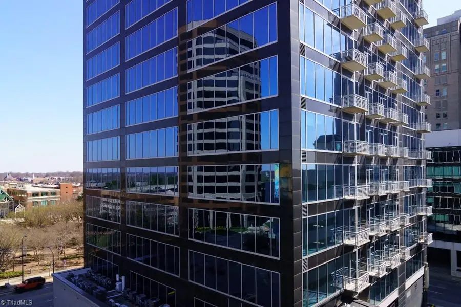 201 N Elm Street #1403, Greensboro, NC 27401 - Image #3