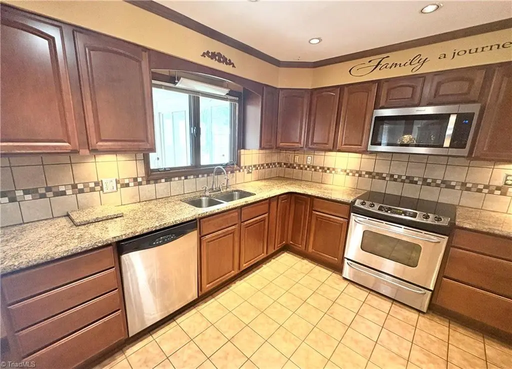 6416 Lamshire Road, Kernersville, NC 27284 - Image #1