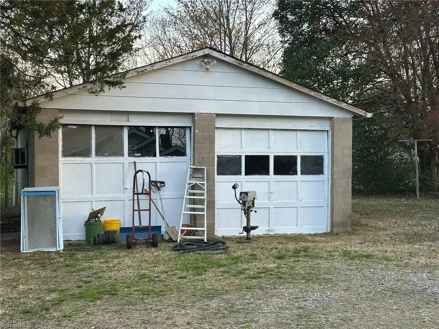 731 S Hawthorne Road, Winston Salem, NC 27103 - Image #3