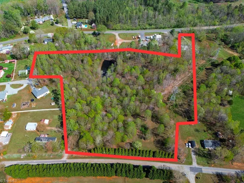 1636 Fred Hinshaw Road, Yadkinville, NC 27055 - #1