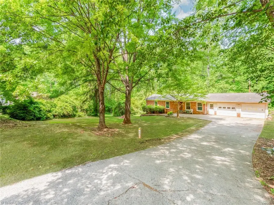 355 Cambridge Road, Lexington, NC 27292 - Image #2