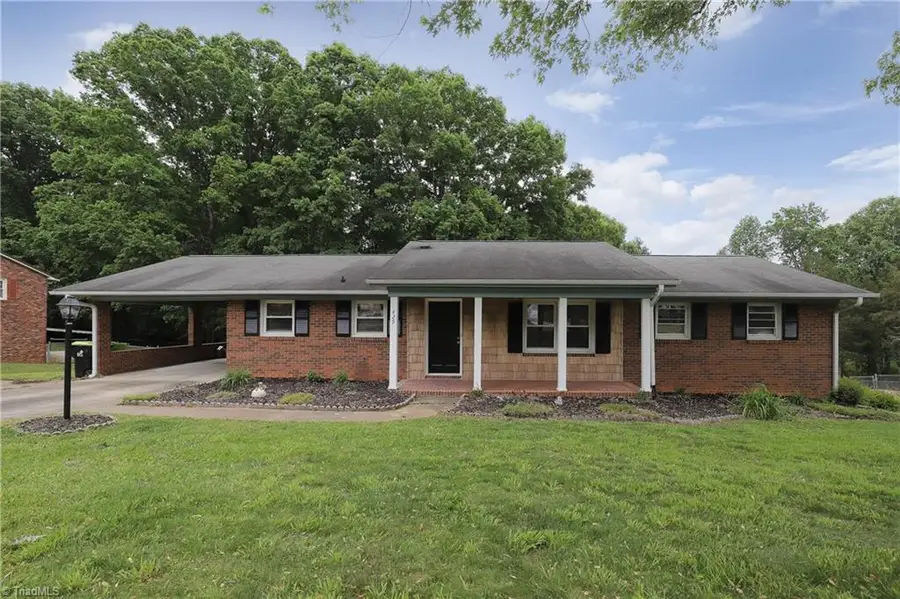 429 Mendenhall Drive, Arcadia, NC 27127 - Image #3