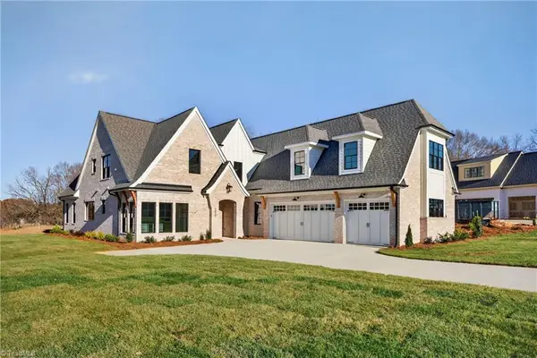 3037 Scarlet Tanager Drive, Winston-Salem, NC 27106