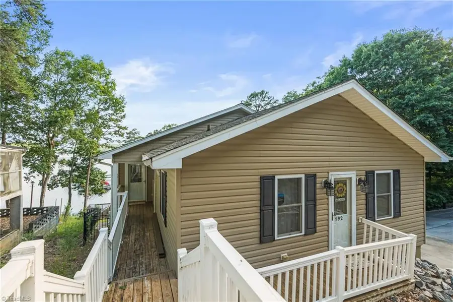 592 Shoreline Road, New London, NC 28127 - Image #3