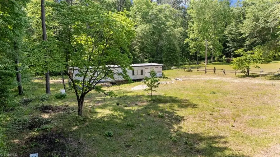 121 Green Cedar Lane, Rockingham, NC 28379 - Image #2