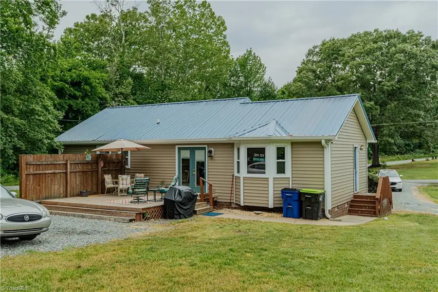 403 Rolling Road, Haw River, NC 27258 - Image #3