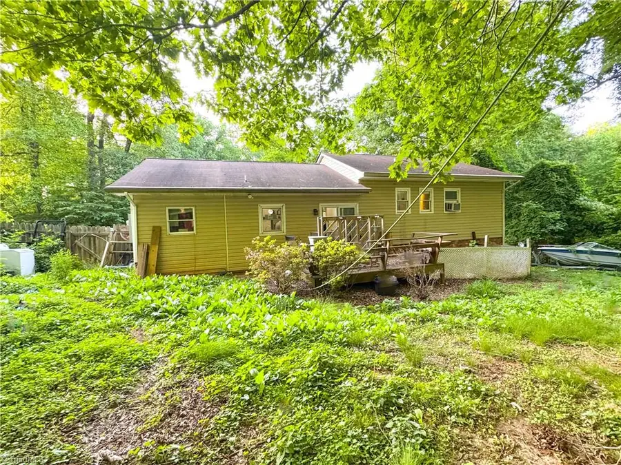 3420 Deerbrook Drive, Yadkinville, NC 27055 - Image #3