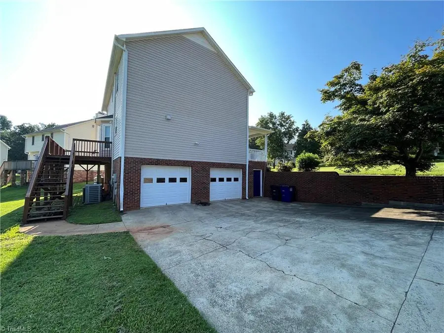 1568 Jubilee Trail, Kernersville, NC 27284 - Image #3