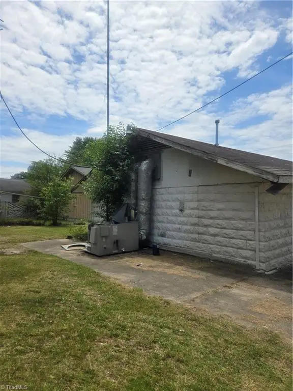 127 College Street, Thomasville, NC 27360 - Image #3