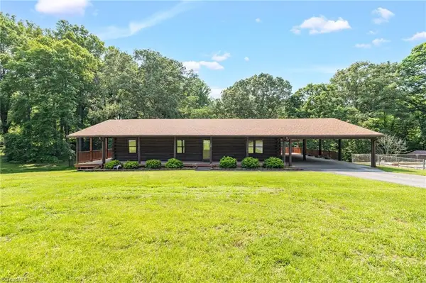 180 Mountain Valley Drive, Eden, NC 27288