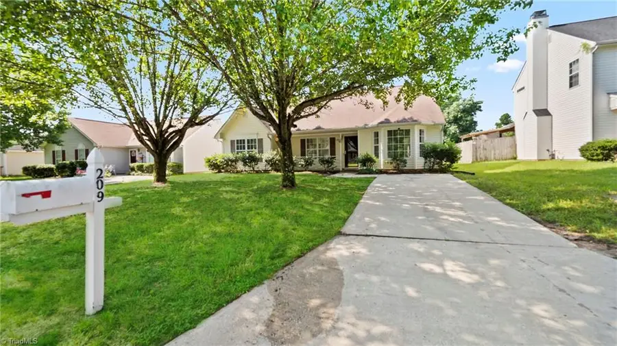 209 Lasalle Way, Greensboro, NC 27406 - Image #3