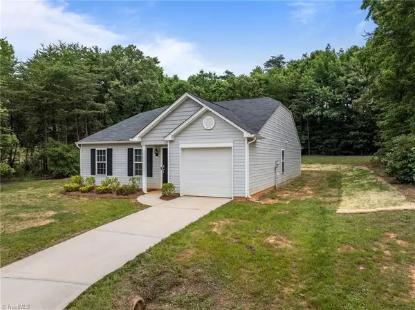 169 Delia Run, Madison, NC 27025