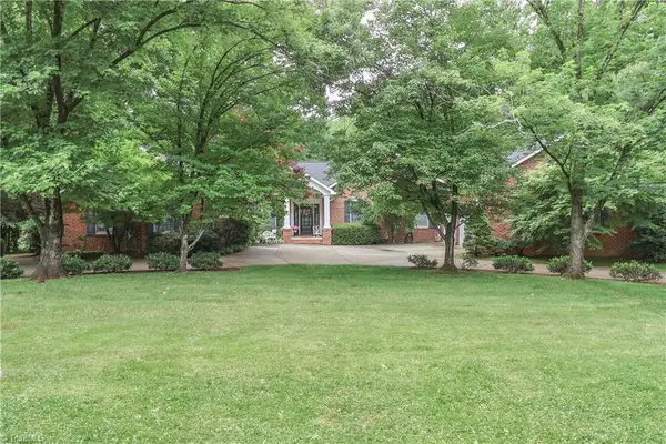 625 Saint Andrews Road, Statesville, NC 28625