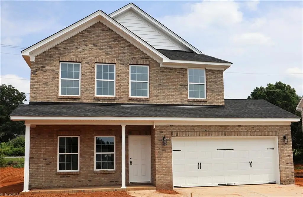 125 Glasmere Court, Winston Salem, NC 27101 - Image #1