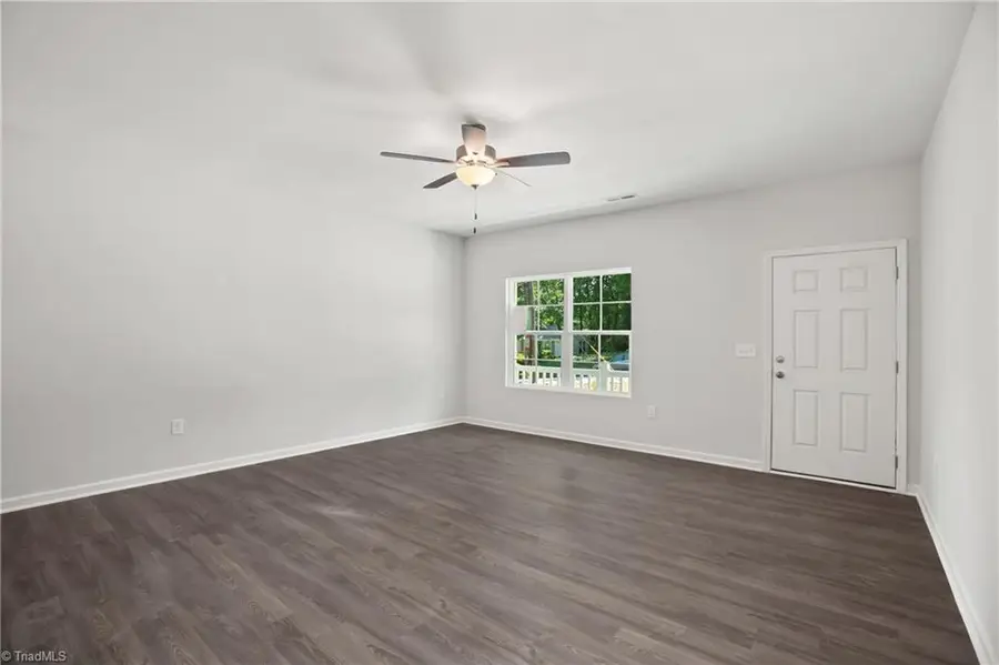 125 Glasmere Court, Winston Salem, NC 27101 - Image #3