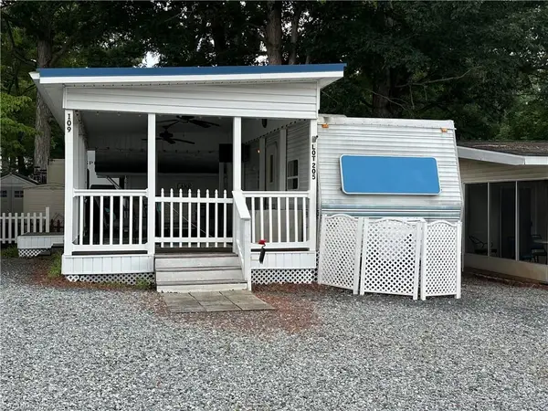 109 Pine Street, New London, NC 28127