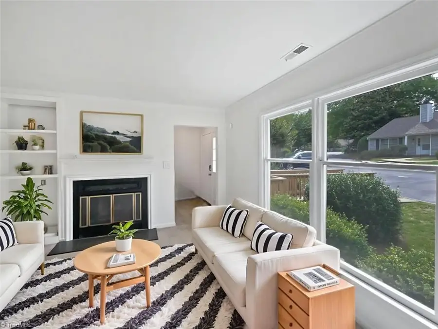 17 Appletree Lane, Greensboro, NC 27455 - Image #2