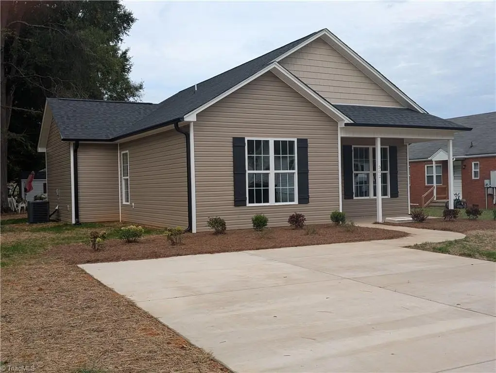 302 W Madison Street, Mayodan, NC 27027 - Image #1
