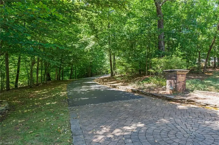 8040 Crosscreek Trail, Pfafftown, NC 27040 - Image #2