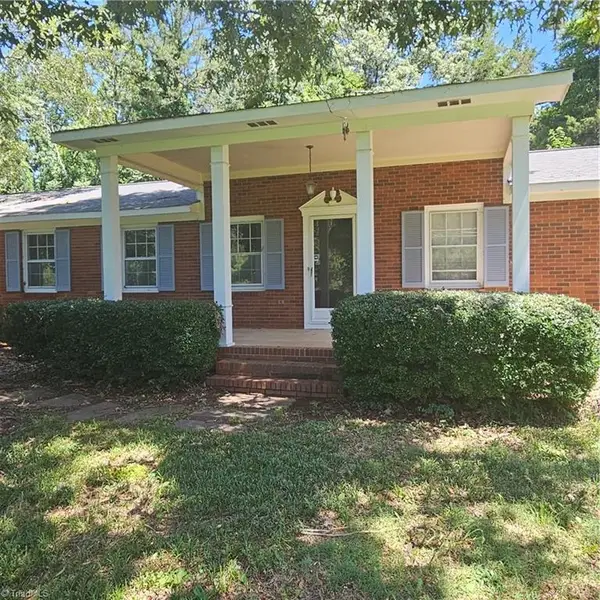 4603 Vickrey Chapel Road N, Jamestown, NC 27407