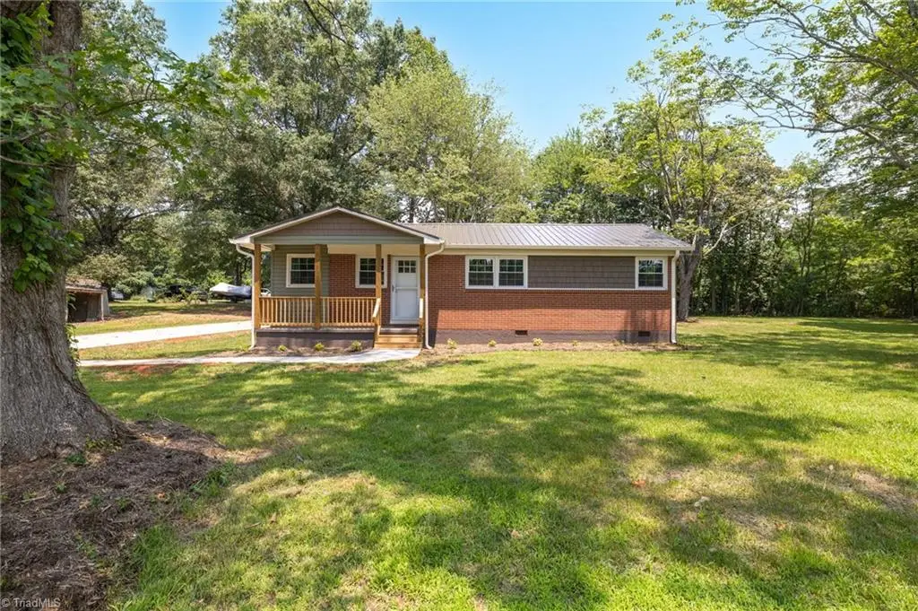 129 Redwood Road, Eden, NC 27288 - Image #1