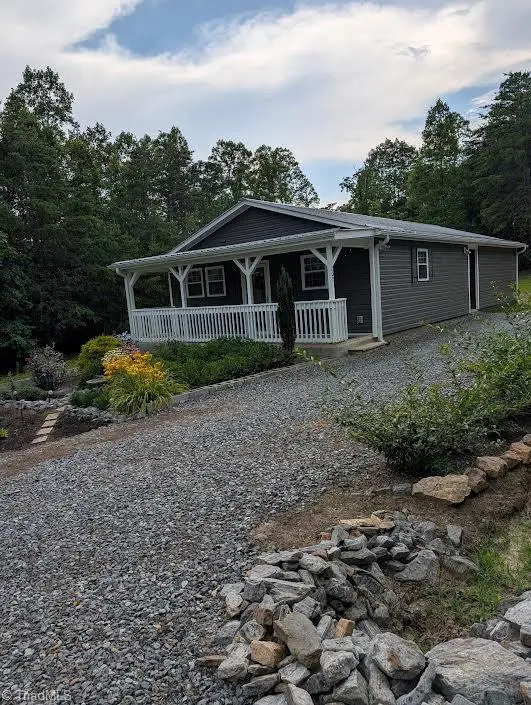 1202 Farm Road, Pilot Mountain, NC 27041 - Image #2