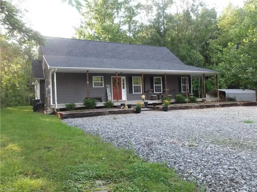 351 Colony Lane, Purlear, NC 28665 - Image #3