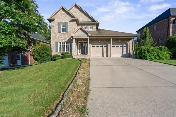 975 Boyer Drive, Clemmons, NC 27012