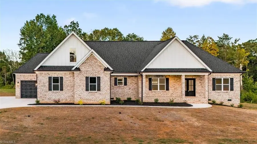 5090 Southern Pines Drive, Kernersville, NC 27284 - Image #2