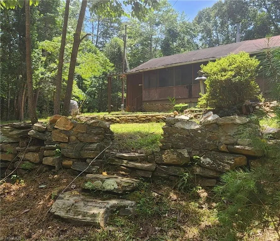 1080 Kudzu Lane, Danbury, NC 27016 - Image #2