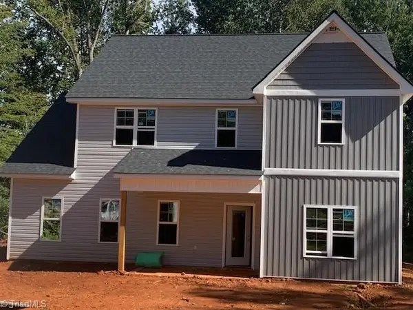 3050 Nc Highway 62, Liberty, NC 27298