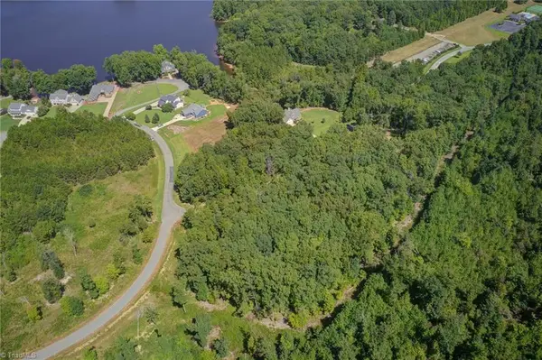 000 Harborgate Drive, Denton, NC 27239