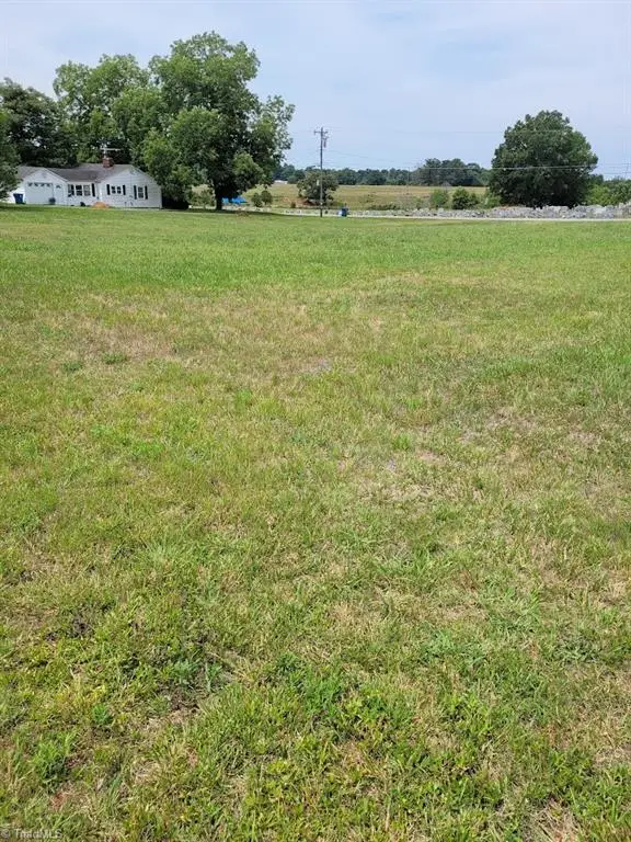 4814 Nc Highway 90 E, Hiddenite, NC 28636 - Image #1