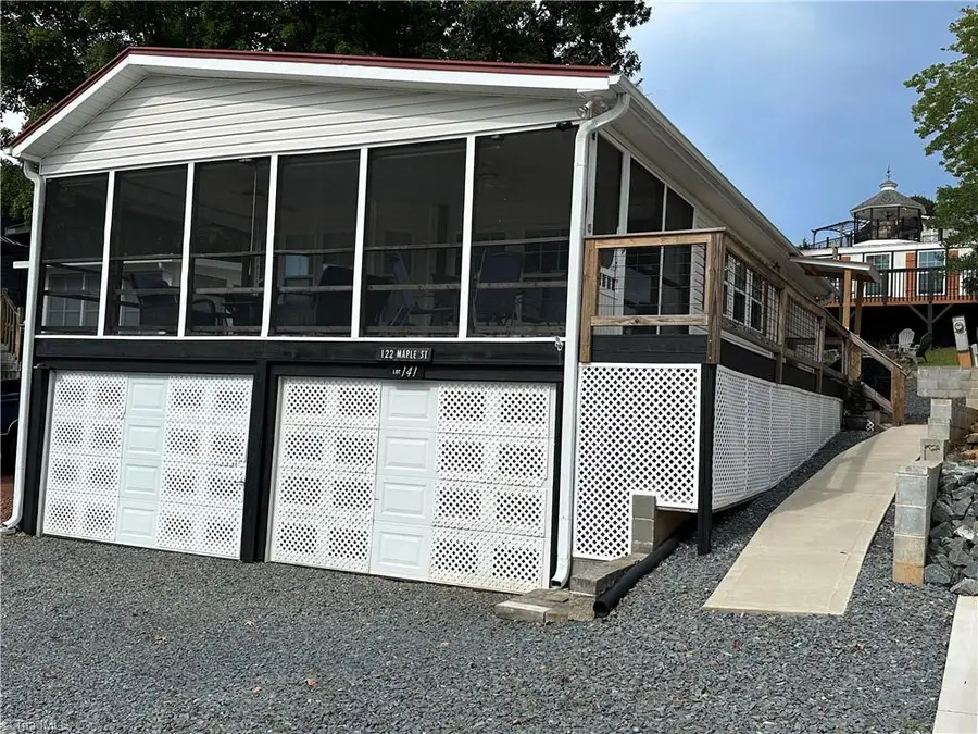 122 Maple Street, New London, NC 28127 - Image #2