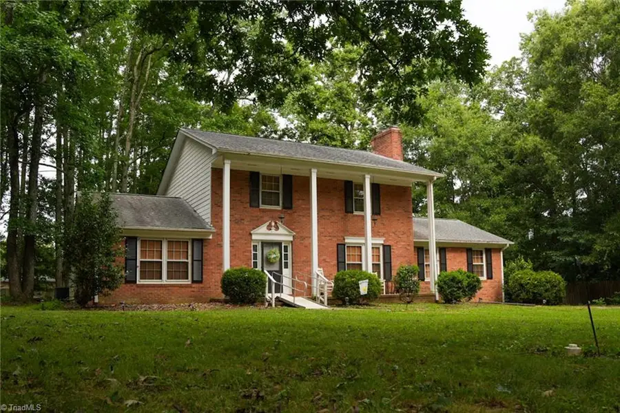 19 Edinborough Court, Greensboro, NC 27406 - Image #2