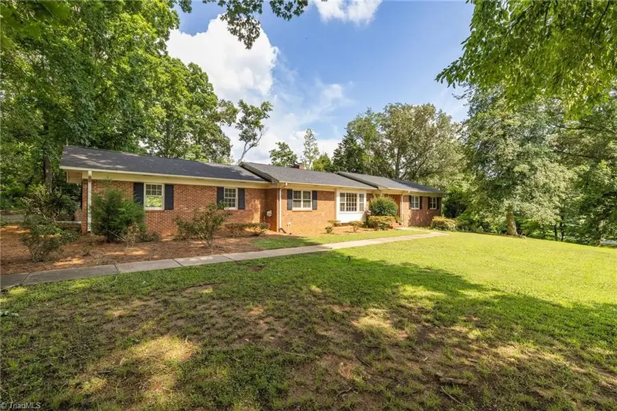 1882 Wentworth Street, Reidsville, NC 27320 - Image #2