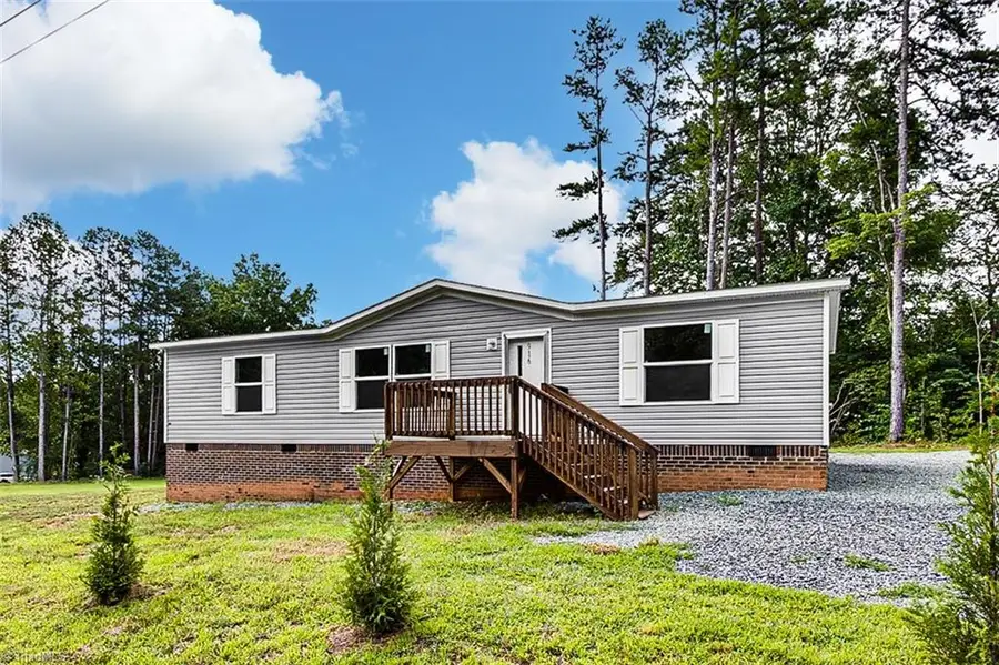 916 South Creek Court, Asheboro, NC 27205 - Image #2