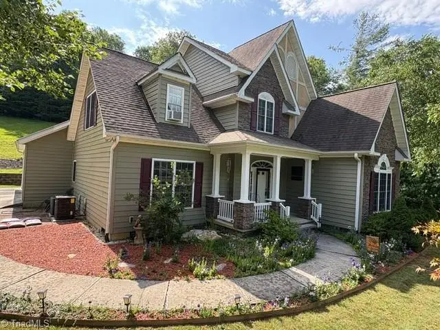 3186 Silas Creek Road, Lansing, NC 28643 - Image #2